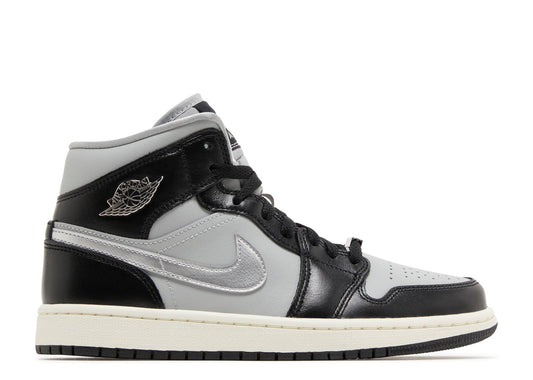 Air Jordan 1 Mid Black Chrome