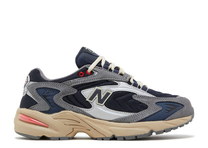 New Balance 725 Radically Classic Pack Navy