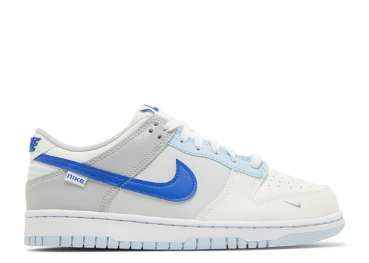 Nike Dunk Low Ivory Hyper Royal