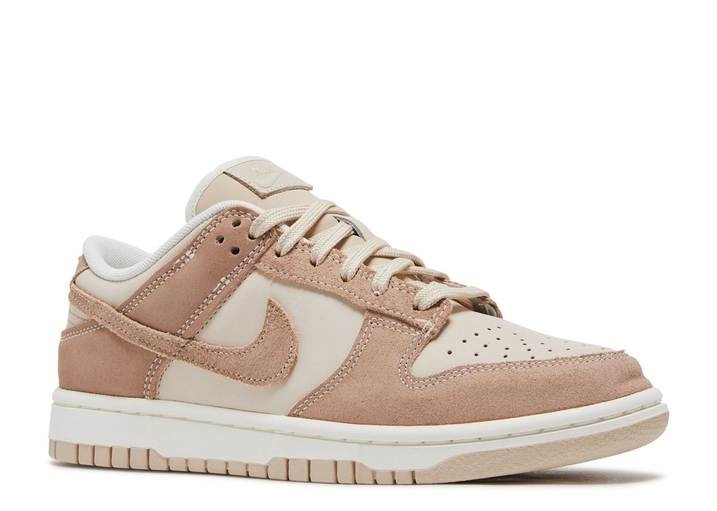 Nike Dunk Low SE Sanddrift