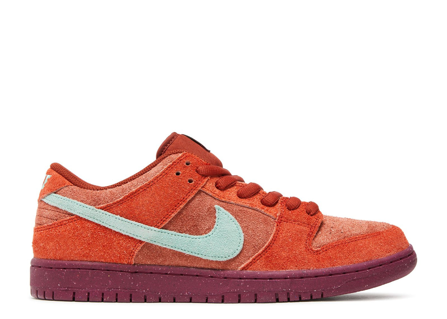 Nike SB Dunk Low Mystic Red